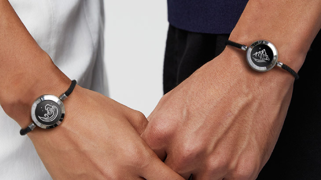 Amazon | [TOTWOO] スマートブレスレット ペア 着信通知·振動機能付き